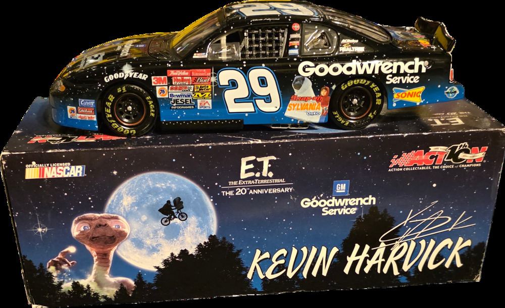 Kevin Harvick #29 GM Goodwrench E.T. 2002 Monte Carlo 1:24 Action 1 of 8,508